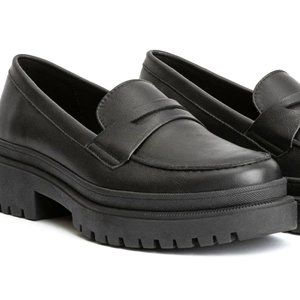Zoe Chunky Loafer Size 9 Brand New